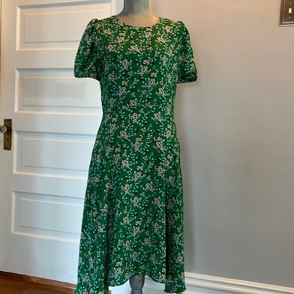 LOFT | Dresses | Loft Green Floral Midi Dress | Poshmark